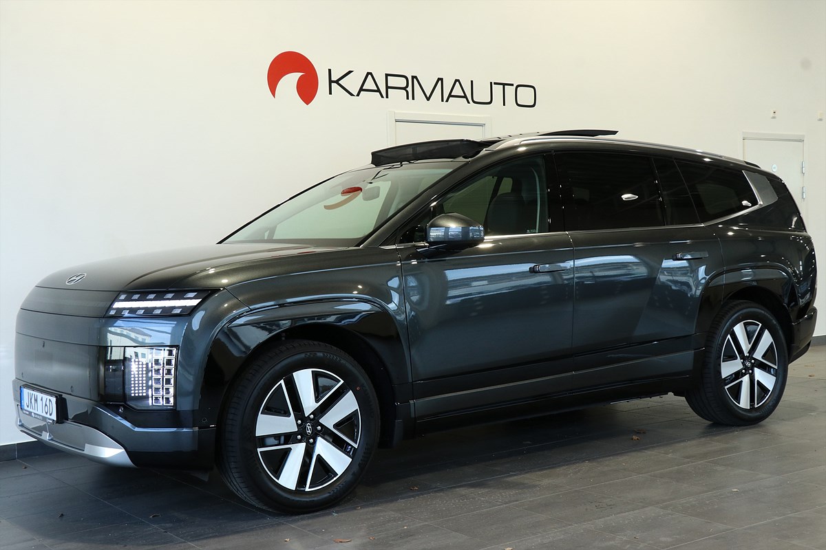Hyundai Ioniq 9 Advanced 7 sits 110.3 kWh 313Hk AWD Long Range Panorama